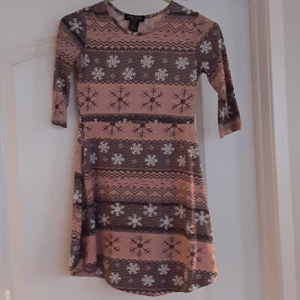 💥3 for $15 Girls Winter scene Dress